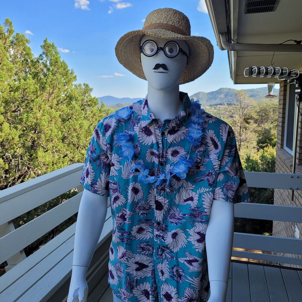 Quicksilver Hawaiian; Tropical; Aloha Shirts Blue with White Floral Sz XXL